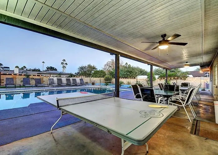 9 Large Bedrooms Game Lounge Fire Pit * Phoenix